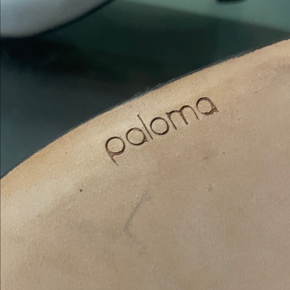 Paloma Picasso White and Gold Women's Slingback Shoes - Picture 5 of 5